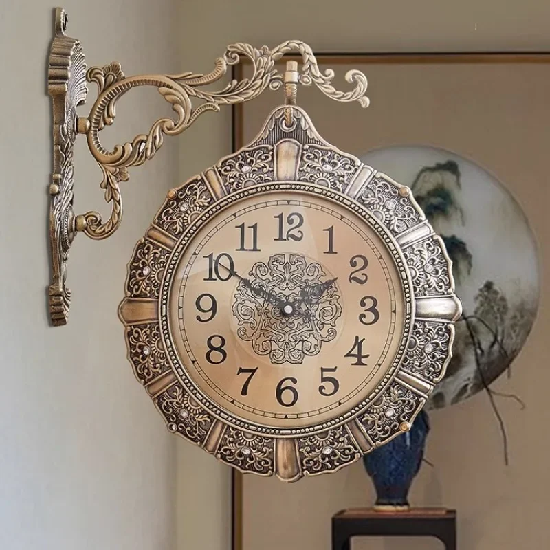 Luxury Lifestyle Gifts - İskandinav Retro Oturma Odası Duvar Saati